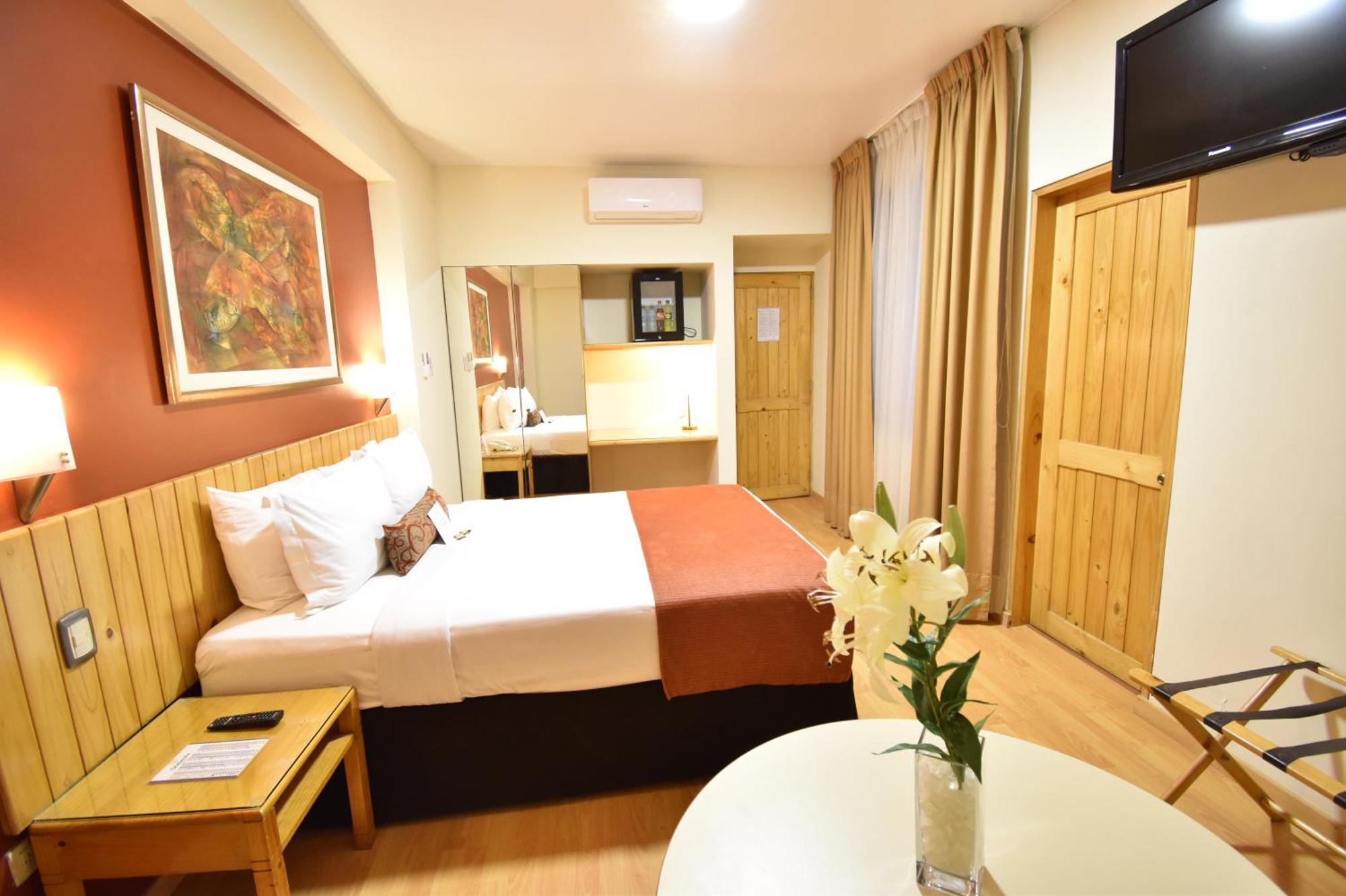 Qorianka Hotel Lima Extérieur photo