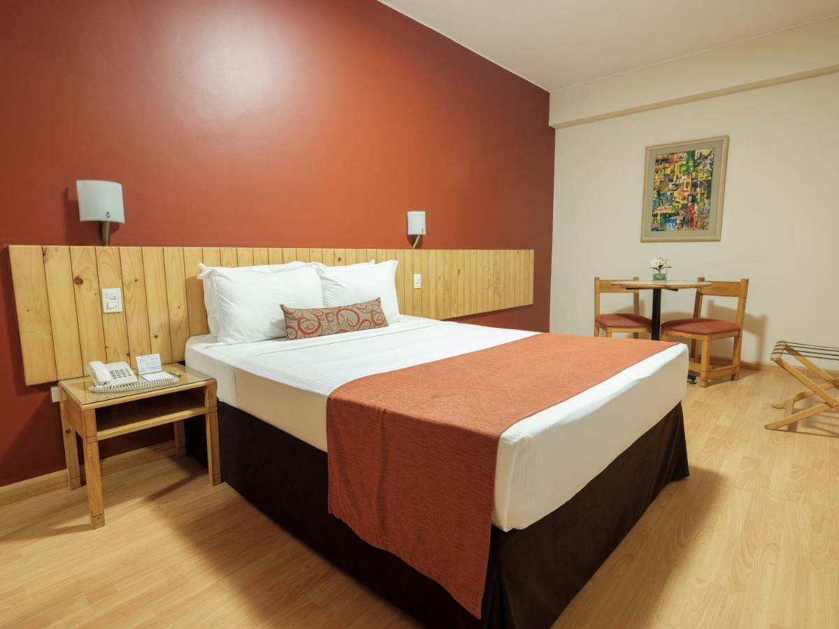 Qorianka Hotel Lima Extérieur photo